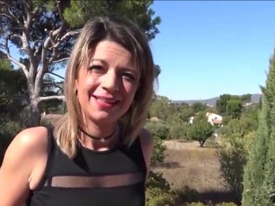 Naelle, une mature frustree