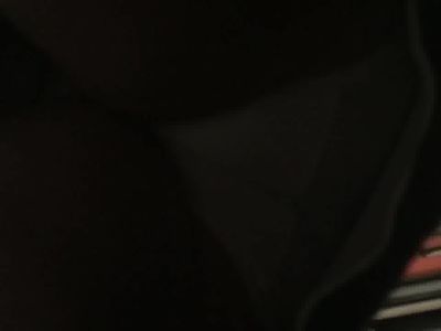 bajo falda ama de casa