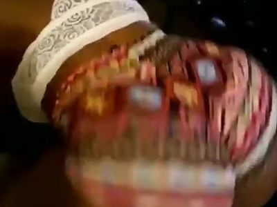 Big sister showing off Jiggle Booty