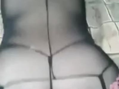 Madre e hijo cogiendo