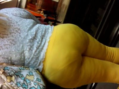 MILF exquisita con chichotas y tremendo culote II