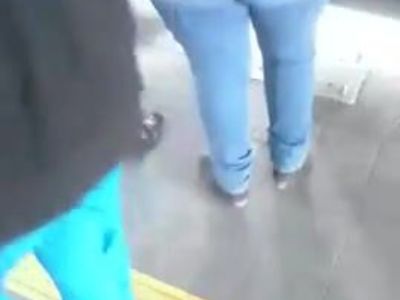 Madura con nalgotas tremendas