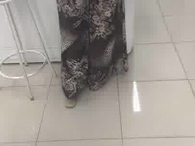 Coroa de calca soltinha na farmacia (3)