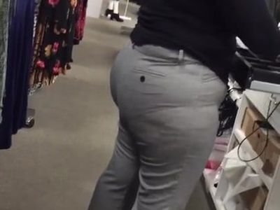 Big Fat Ass on this Milf. VPL!