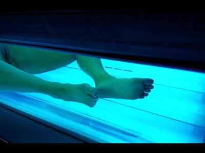 Voyeur Wife tanning bed