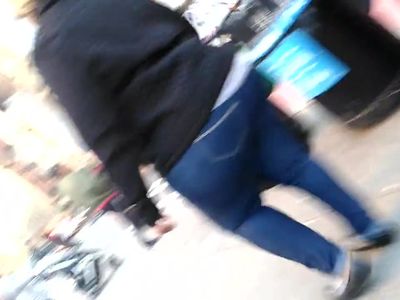 Wide mature candid Blue Jeans Hips