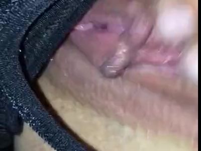 Girl from Bar Maturbates up Close