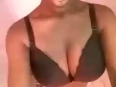 want to see me suck my Double D's