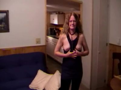 Nerd Liberian loves to suck hard cock