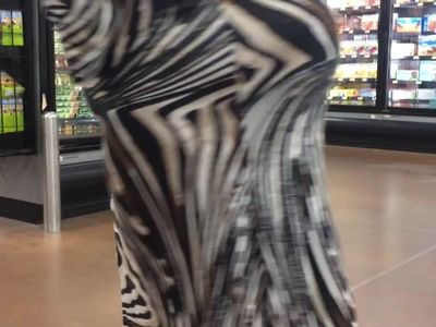 Bouncy Booty Blonde Cougar