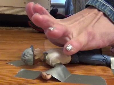 Tiny Doll Vs. Stinky Mature Feet