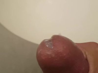 She wanted to see me cum