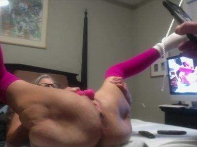 Hot MILF Gets Her Pussy Eaten And Squirts Mature Granny 60 Year Old