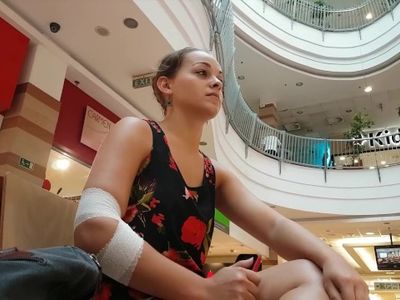 Nice girl candid sexy feet in flats