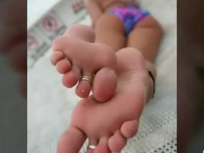 Wonder Feet Woman!