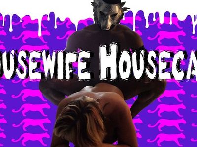 Housewife Housecall (Jamie Wolf + Heidi Hills)