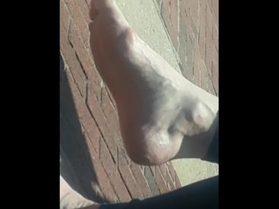 Very attractive mature blonde out of shoes (with face shot)