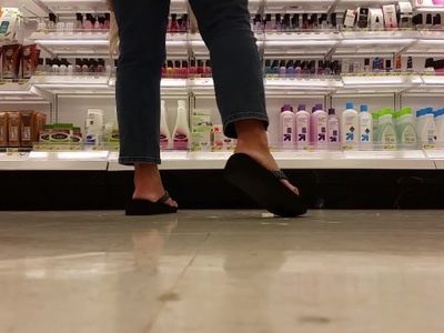 Candid Gum Crush 2 [NOT MY WORK!]