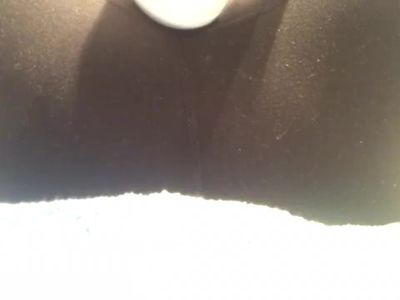 Squirting a little bit in my yoga pants