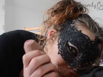 Blowjob with nippleclamps and mask