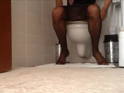 Pantyhose Mature Pissing Hidden cam