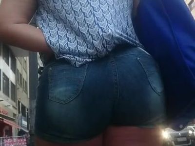 MATURE AMAZING ASS PT 2