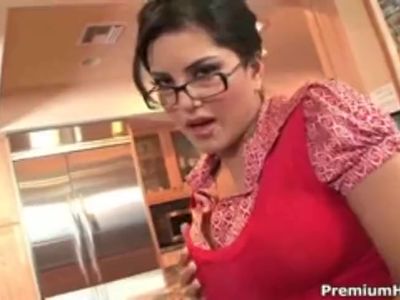 Sunny Leone enjoy bbc