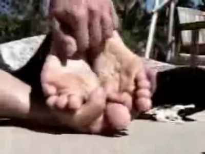 Old But Good Feet Tickling